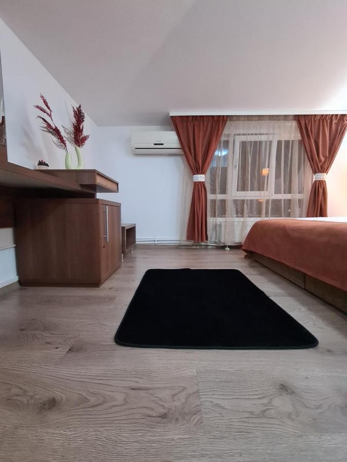 Garsoniera Privata Bed & Breakfast Bucureşti Ngoại thất bức ảnh